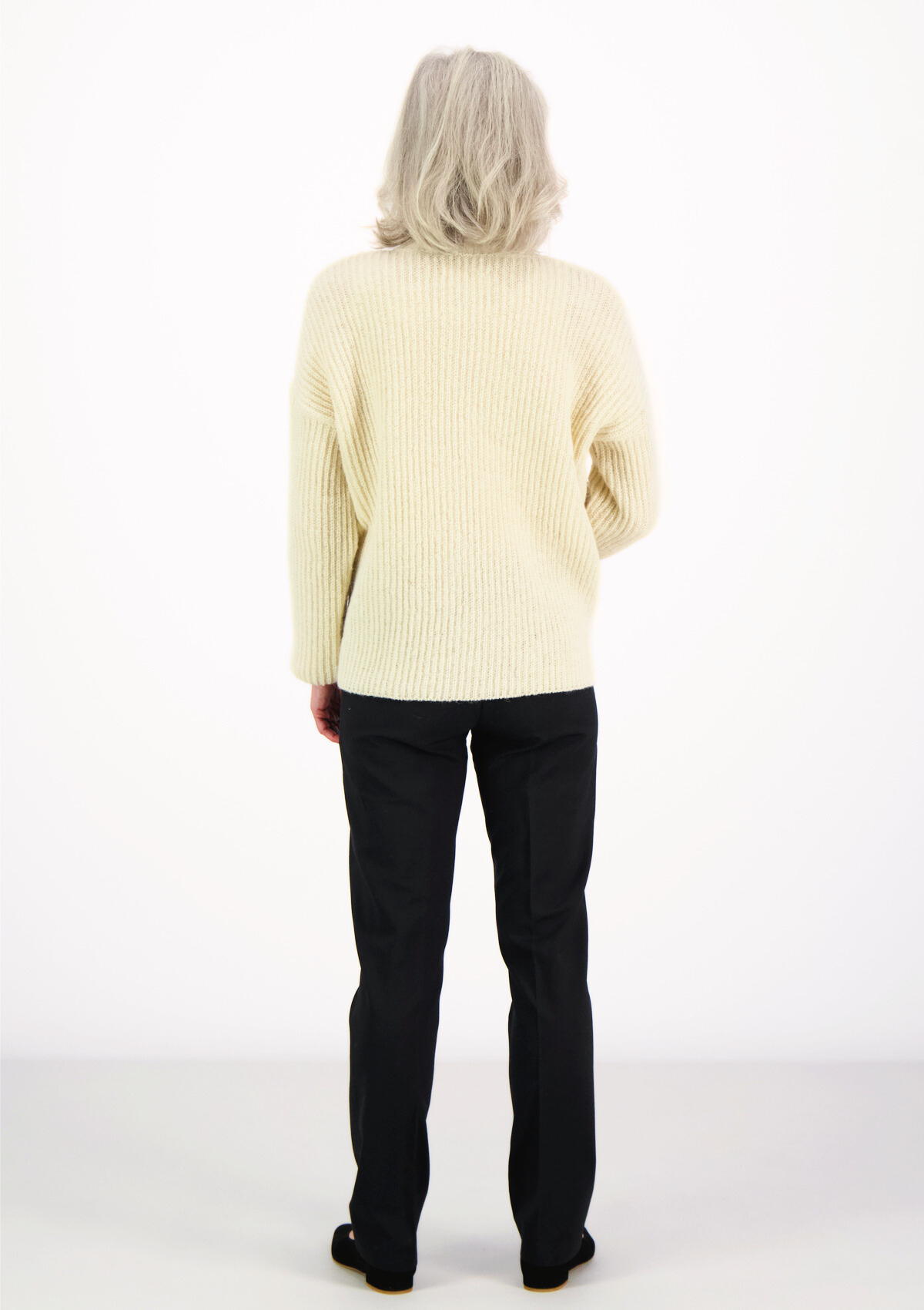 White ribbed cardigan made in Finland from Finnish sheep wool. Sustainable and ethical.