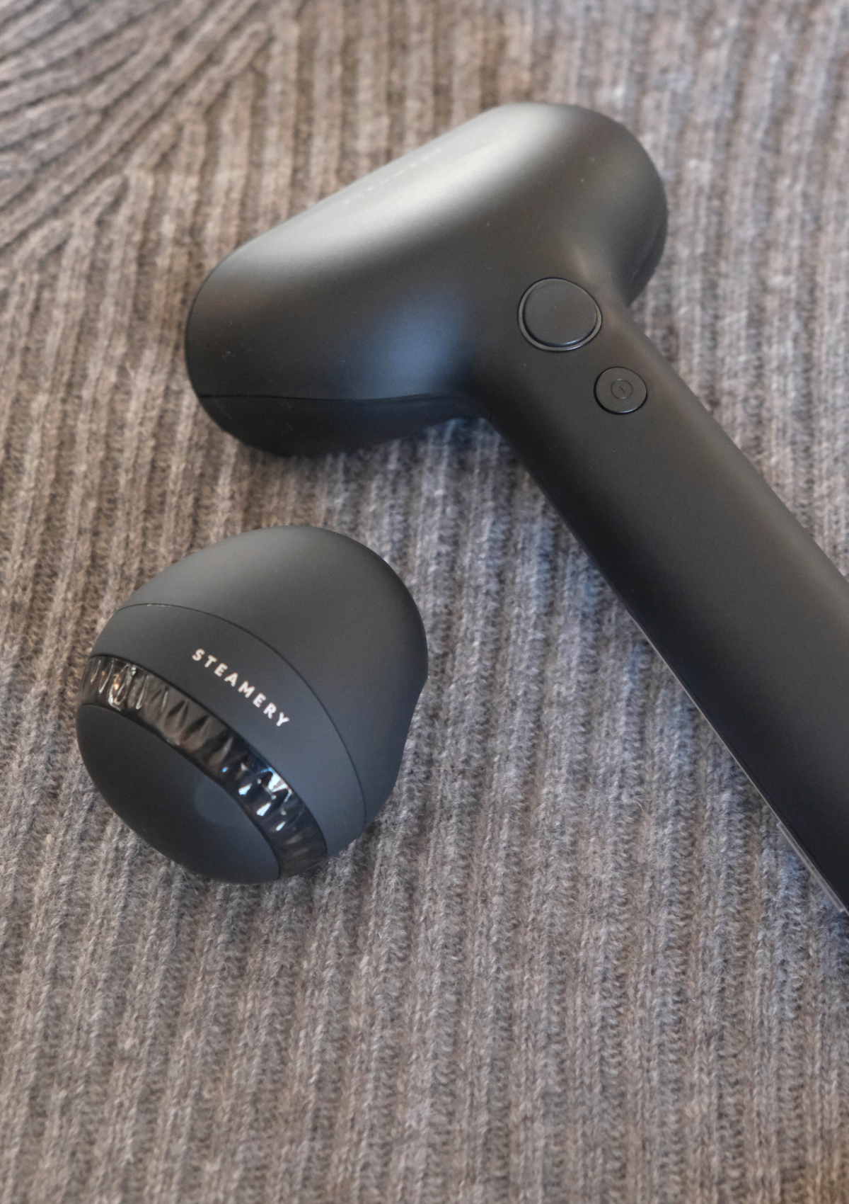 Keep your wool knitwear smooth by using a lint remover machine to gently remove pills and lint. A light glide over dry wool restores softness and keeps your garment looking new.