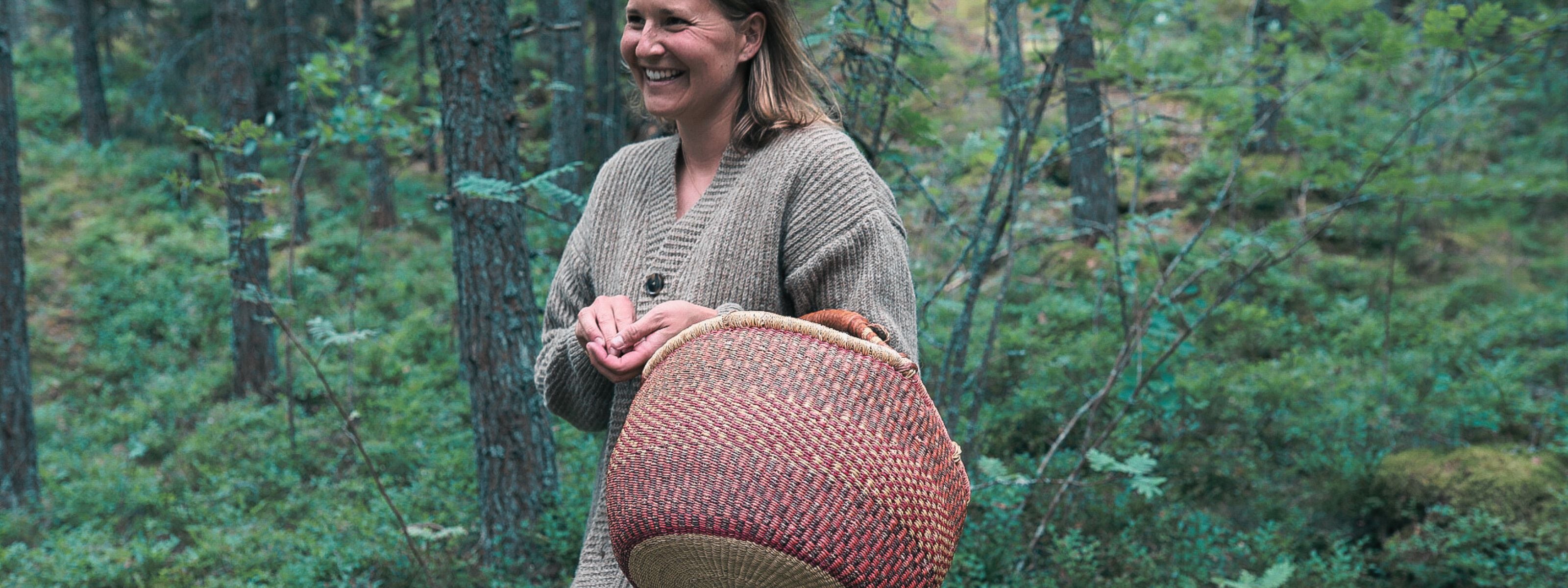 Ekta Helsinki manufactures authentic and sustainable knitwear. Production in Finland using responsibly sourced Finnish sheep wool. 