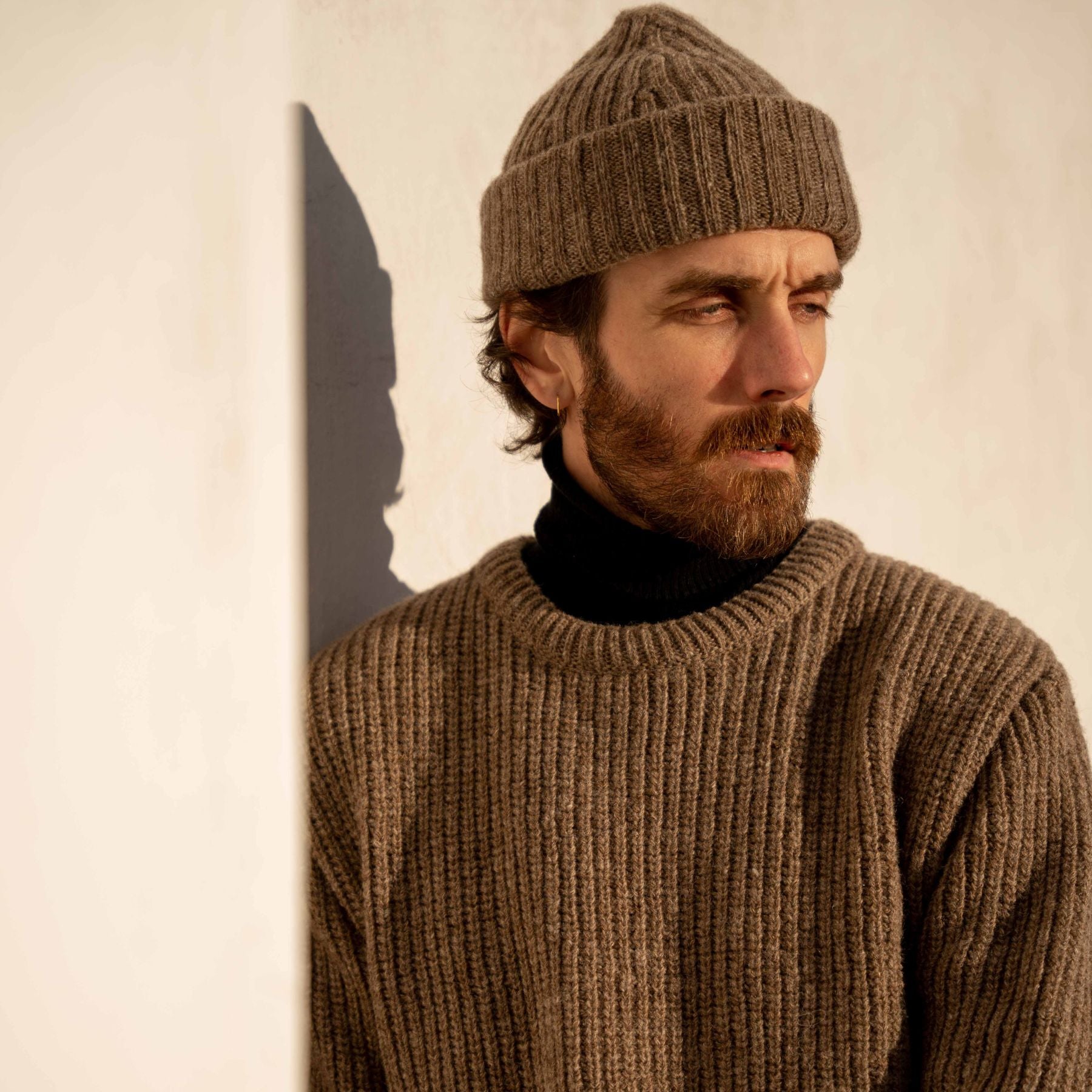Ribbed o-neck knit in beige from responsible Finnish sheep wool manufactured in Finland